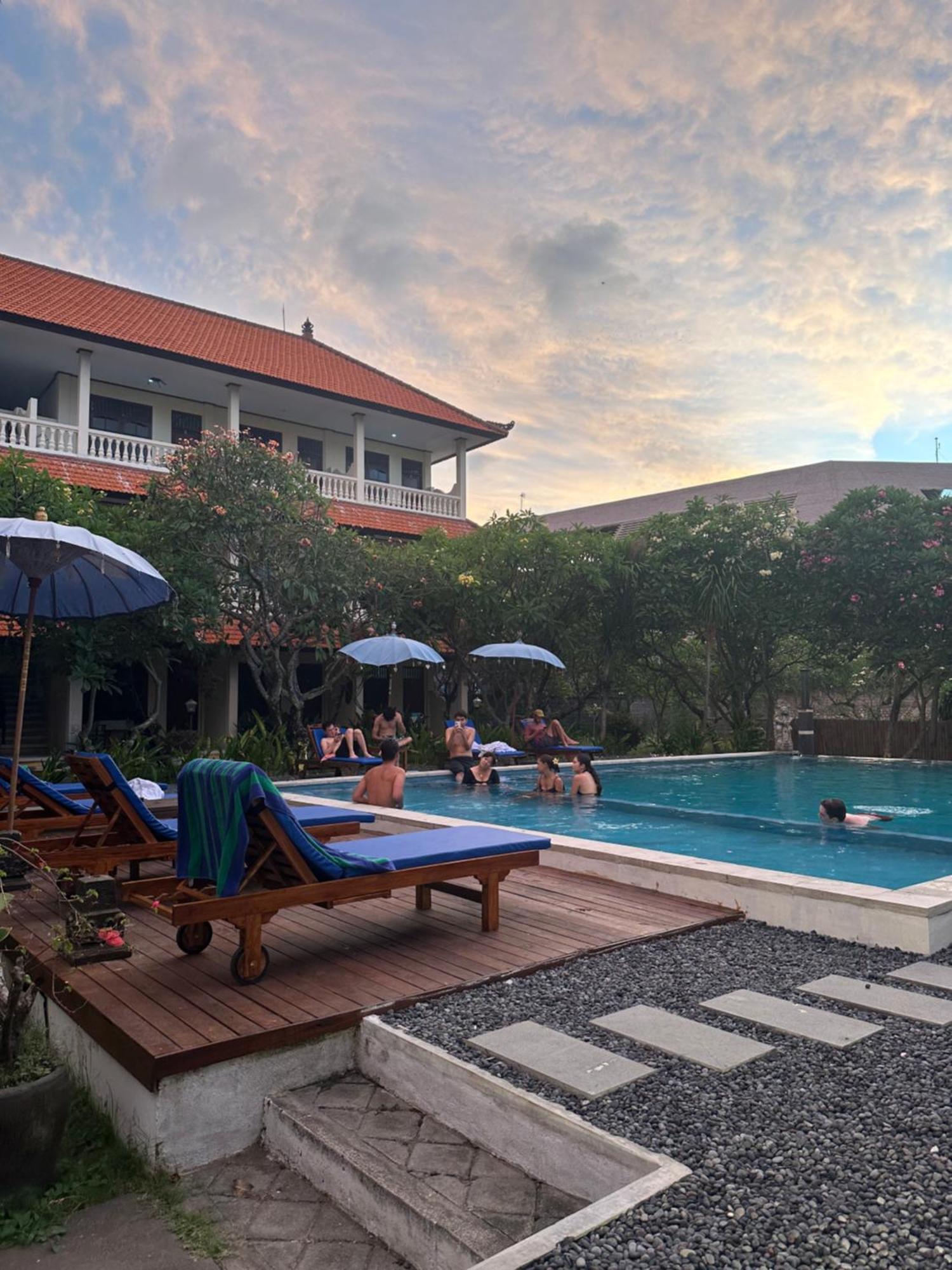 New Mekar Jaya Hotel Legian Exterior foto